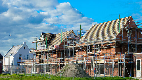 Houses being belt