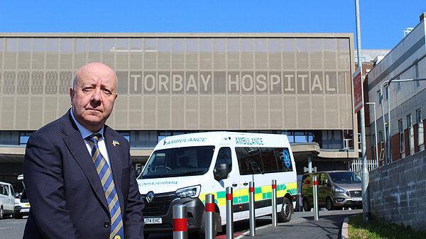 Steve outside Torbay Hospital 